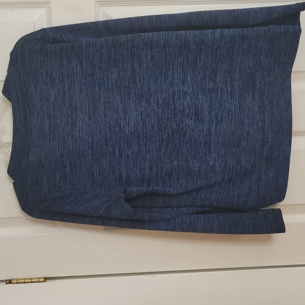 Layering Top - Picture 2 of 2
